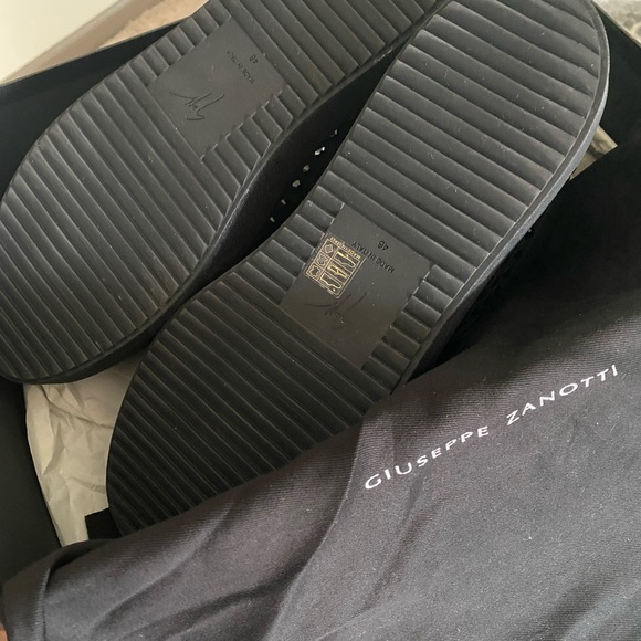 Brand new Giuseppe Zanotti - Picture 6 of 6